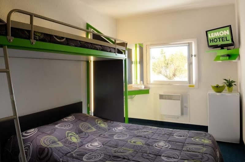 Lemon Hotel Le Coteau Exterior photo